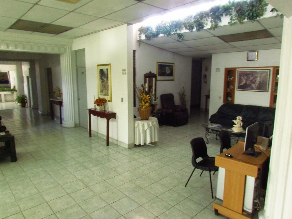 Hotel Grecia Real San Salvador Kültér fotó